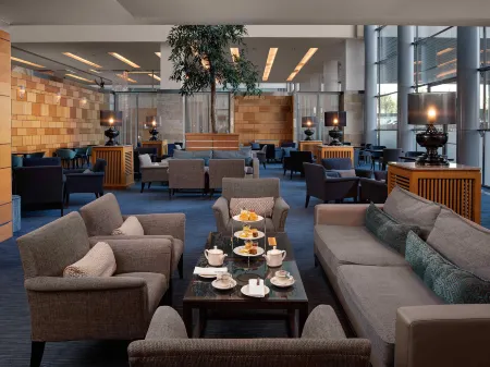 Sofitel London Heathrow Отели рядом со станцией Станция Хитроу-Терминал 5