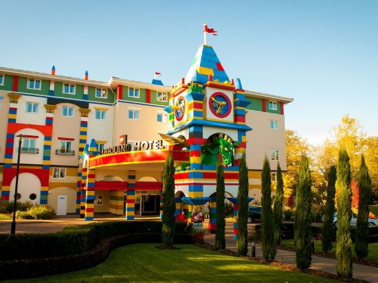 Hotels near legoland windsor sales