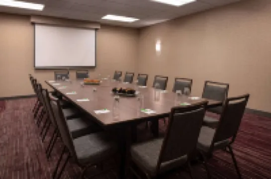 Sonesta Select Phoenix Camelback