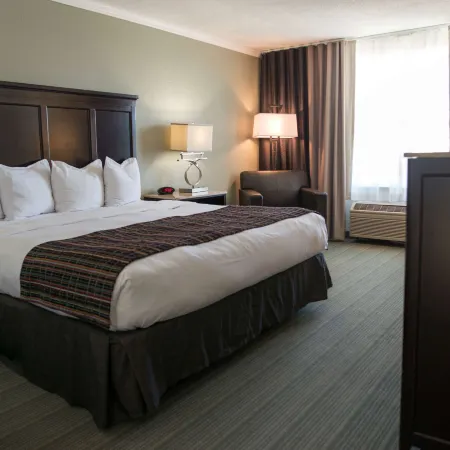 Country Inn & Suites by Radisson, Effingham, IL