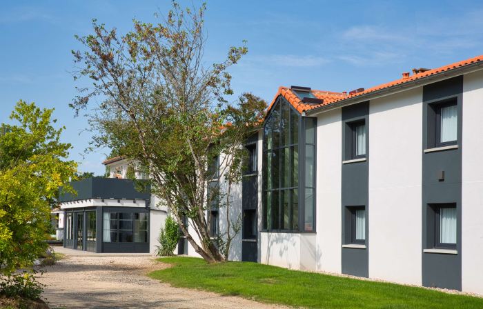 Sure Hotel by Best Western les Portes de Montauban