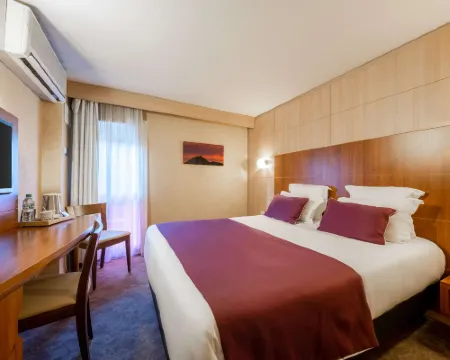 Hôtel le Kennedy, Clermont-Ferrand, the Originals Relais Hotels in Clermont-Ferrand