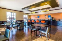 Comfort Inn & Suites Moore - Oklahoma City Các khách sạn ở Moore