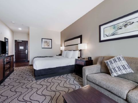 La Quinta Inn & Suites by Wyndham Auburn