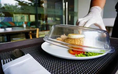 Swiss-Belinn Simatupang Отели рядом с достопримечательностью «2 AXA Tower»