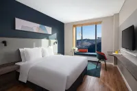 Holiday Inn Express Chengde Park View