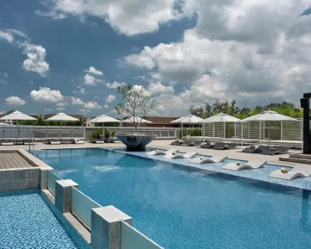 โรงแรมคลาร์ก แมริออท โรงแรมในมาบาลากัต