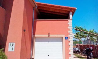 Apartments Anto 1296