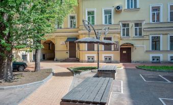 Friends Apartment on Moyka 42