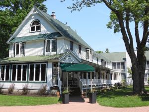 Rosemont Inn Resort B&B