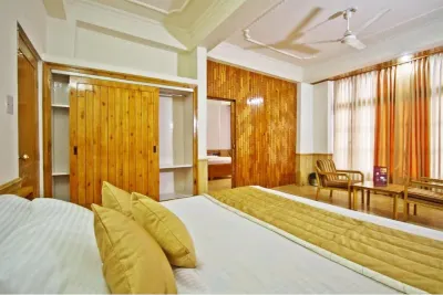 Hotel Snow View Manali Hotel berhampiran Naggar Castle