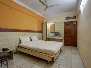 Hotel Rajsangam International