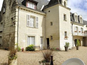 Logis Manoir de La Giraudière