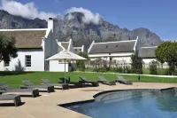 Holden Manz Country House Отели в г. Фрэншек
