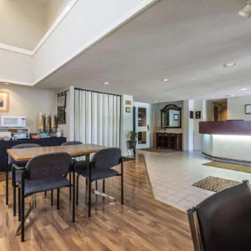 Travelodge by Wyndham Bridgewater
