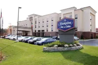Hampton Inn & Suites Albany-Airport Hotel a 