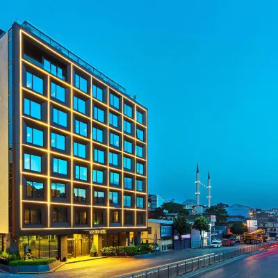 Naz City Hotel Taksim - Special Category Hotels near Dolmabahce Clock Tower