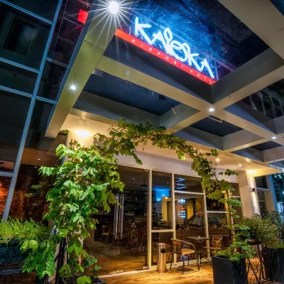Kaloka Airport Hotel Hotel di Seketeng