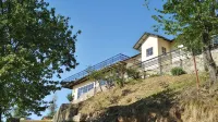 Clarks Exotica Nature Resort Rajgarh (Solan) Hotel a Jola