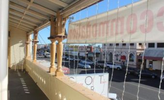 Centre of Town B & B Narrabri - Housity