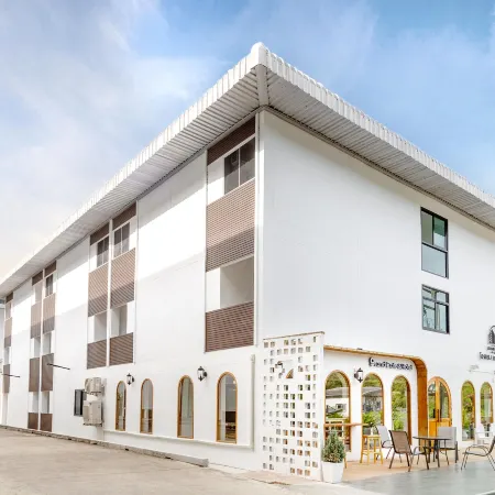 Grand Sattahip Hotel
