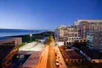 Sage Hotel Wollongong Hotel dekat Fresh on Crown Caffe