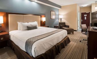 Best Western Plus Boardman Inn  Suites