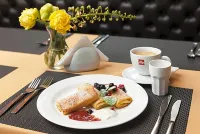 Conviva - breakfast