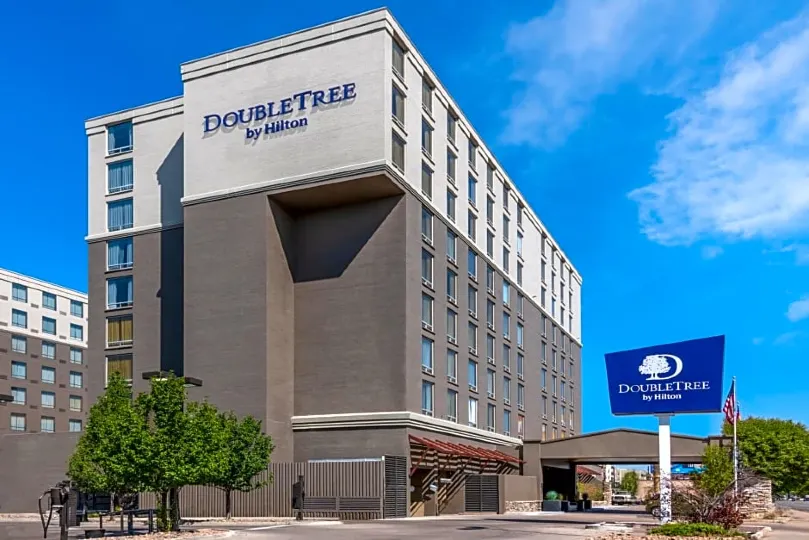 DoubleTree by Hilton Denver Cherry Creek