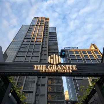The Granite Luxury Hotel Penang Отели рядом с достопримечательностью «Китайский город»