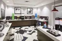 Hampton Inn and Suites by Hilton Phoenix Downtown - breakfast