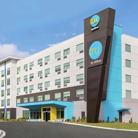Tru by Hilton Florence I-95
