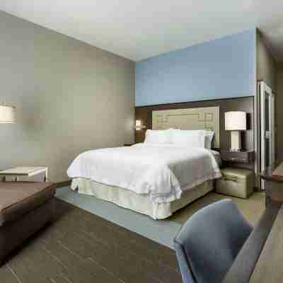 Hampton Inn & Suites Napa Rooms