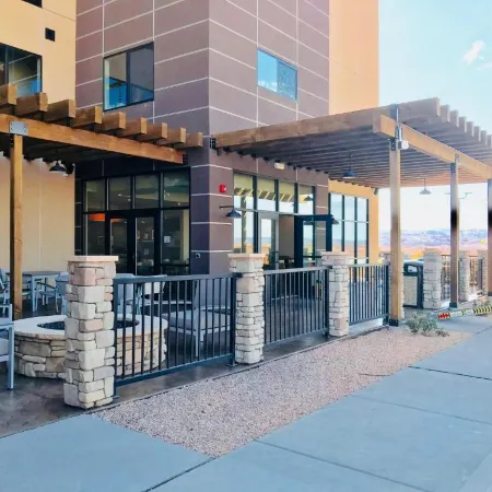 Fairfield by Marriott Inn & Suites Page