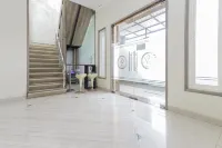 RedDoorz @ Ngagel Jaya Surabaya