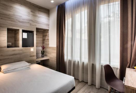 유로호텔 밀라노 위치