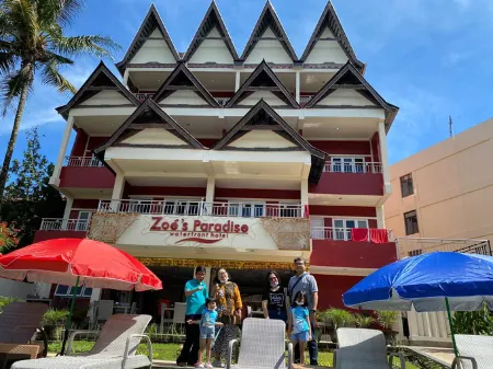 Zoé’s Paradise Waterfront Hotel