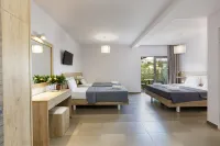 Gorgona Hotel - 3-Star