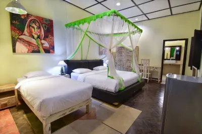 Tigalima Homestay Hotels in Klitren