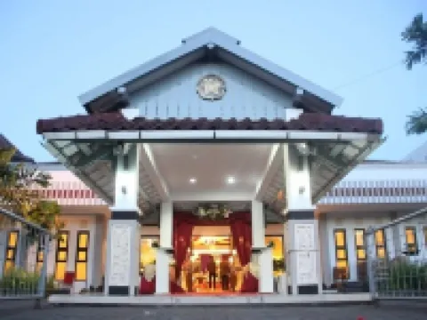 University Club Hotel UGM Hotéis em Mlati