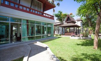 Baan Mork Nakara | Gorgeous 5 Bedroom Pool Villa in East Pattaya