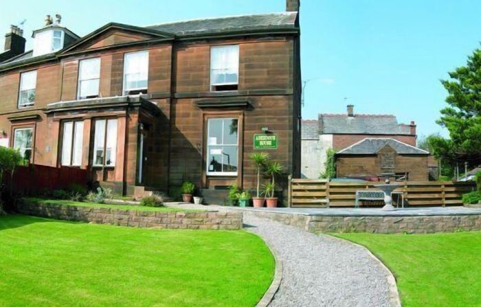 Dumfries Villa