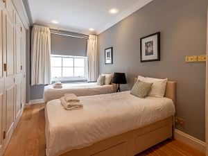 Mayfair Private Apartments