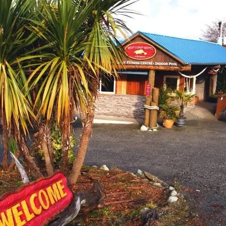 West Coast Motel on the Harbour