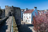Number 18 Hotels in Conwy