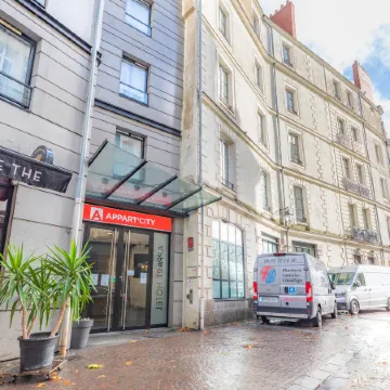 Appart’City Confort Nantes Centre Отели рядом с достопримечательностью «Иль-де-Версаль»
