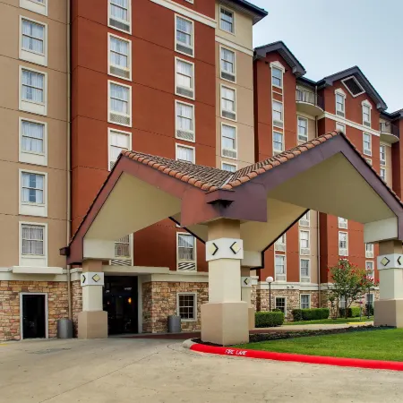 Drury Inn & Suites San Antonio Northwest Medical Center Отели рядом с достопримечательностью «Медицинский центр»