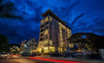 Phuglong Hotel - Housity