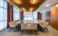 Hunguest Hotel Pelion Hotels in Balatonfenyves