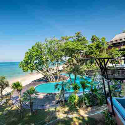 เนอร์วานา บีชรีสอร์ท Hotel Exterior